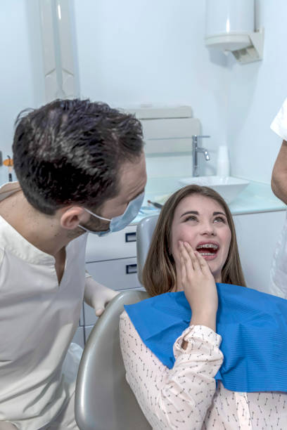 Best Broken or Cracked Tooth Emergency Dentist in Taft, FL